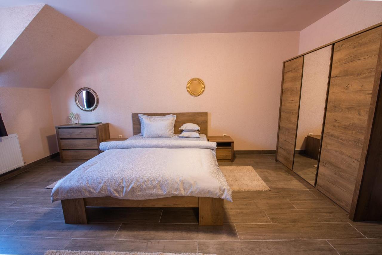 Braun Residence Săcele Eksteriør bilde
