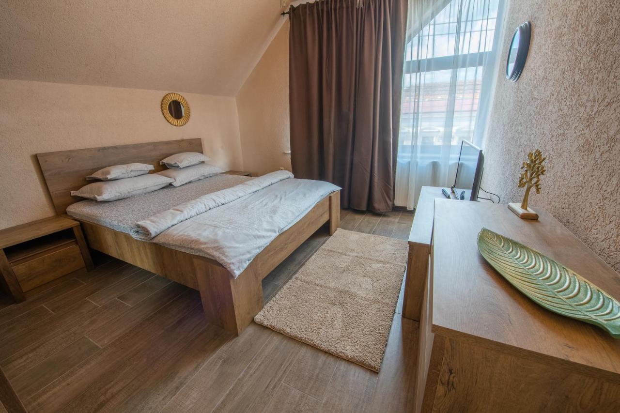 Braun Residence Săcele Eksteriør bilde