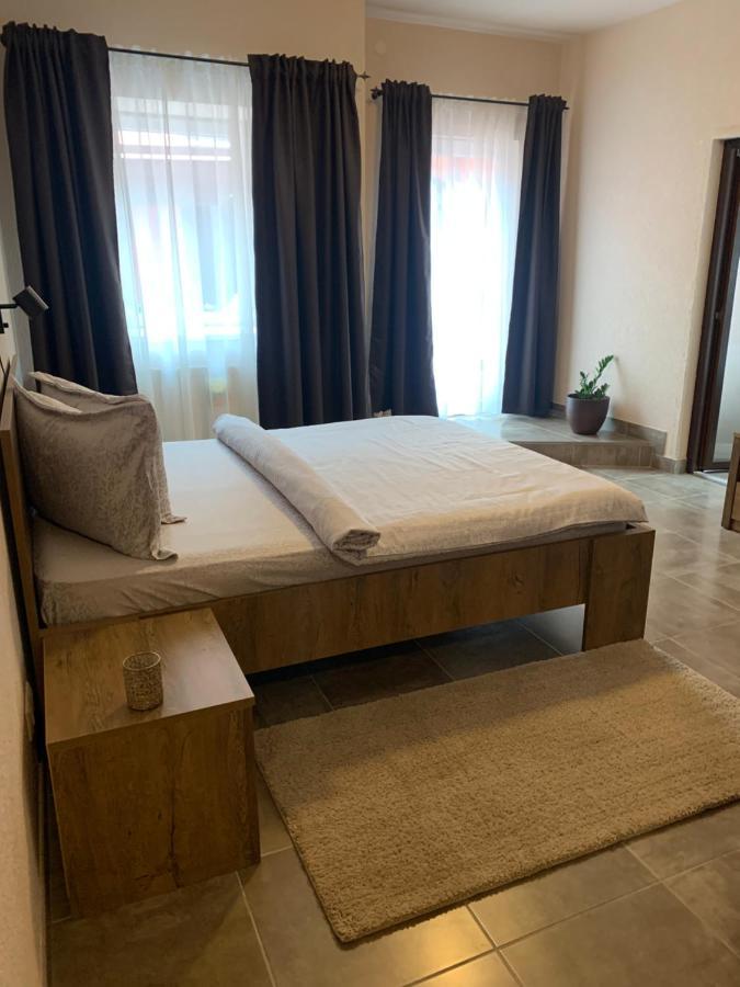 Braun Residence Săcele Eksteriør bilde